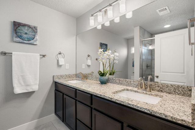 1887 S Sunrise Lane SE, Rio Rancho, NM 87124