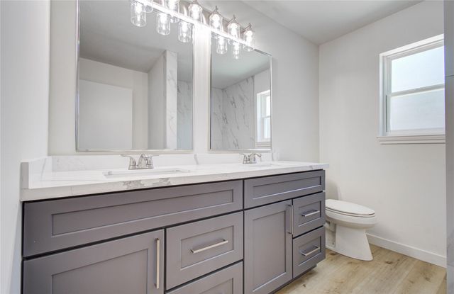 10730 Clear Cove LN, Houston, TX 77041