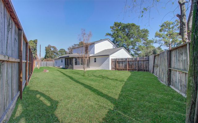10730 Clear Cove LN, Houston, TX 77041