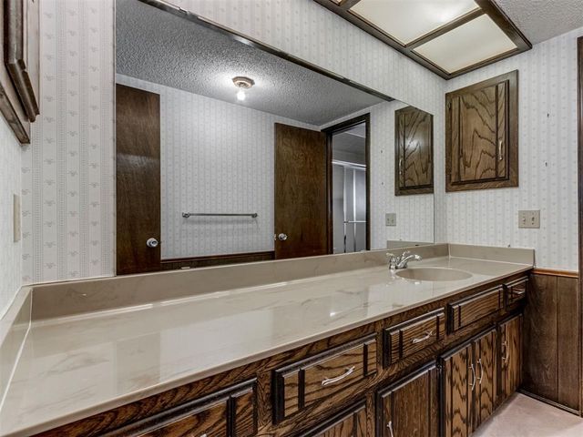 6606 NW 95th Street, Oklahoma City, OK 73162
