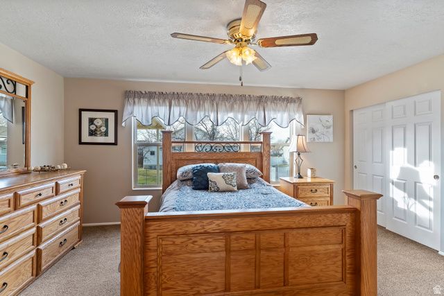 2477 N 1050 W, Clinton, UT 84015