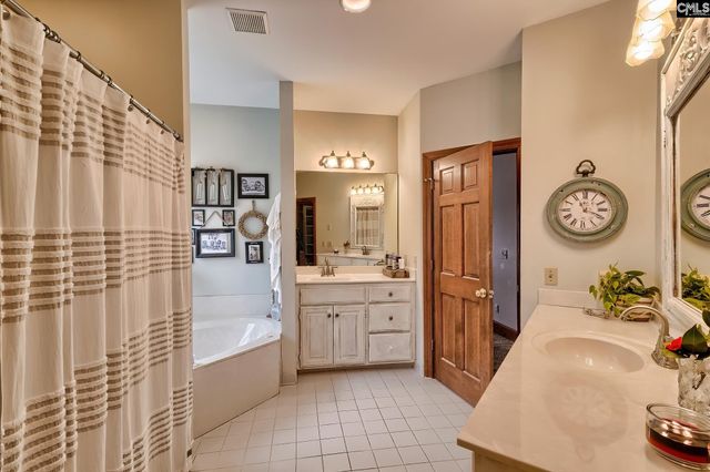 215 Westridge Court, Chapin, SC 29036