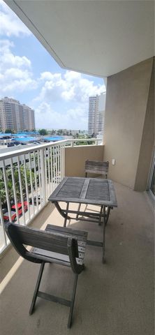 1965 S Ocean Dr 5Q, Hallandale Beach, FL 33009