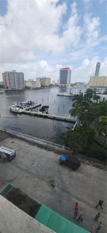 1965 S Ocean Dr 5Q, Hallandale Beach, FL 33009