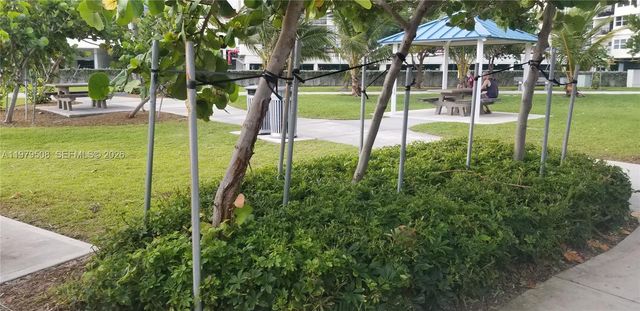 1965 S Ocean Dr 5Q, Hallandale Beach, FL 33009