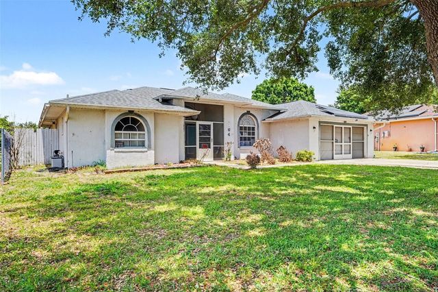 1464 BLUFF LOOP, Dundee, FL 33838