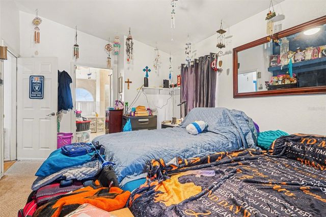 1464 BLUFF LOOP, Dundee, FL 33838