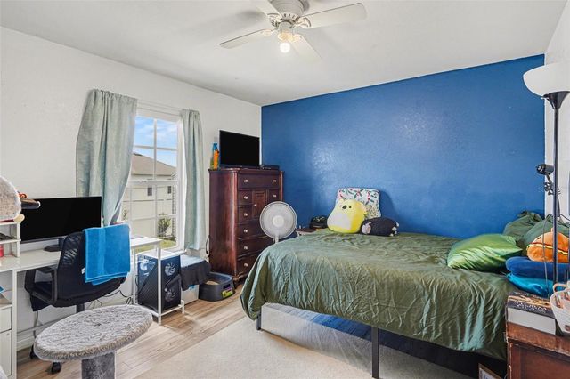 1464 BLUFF LOOP, Dundee, FL 33838