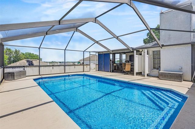 1464 BLUFF LOOP, Dundee, FL 33838