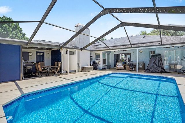 1464 BLUFF LOOP, Dundee, FL 33838