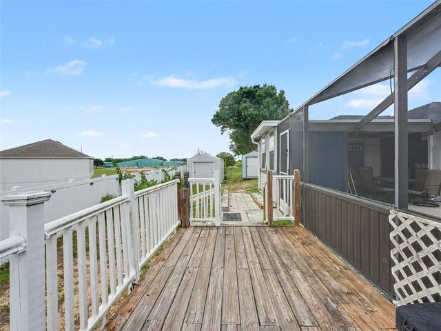 1464 BLUFF LOOP, Dundee, FL 33838
