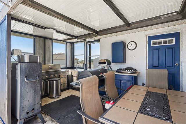 1464 BLUFF LOOP, Dundee, FL 33838