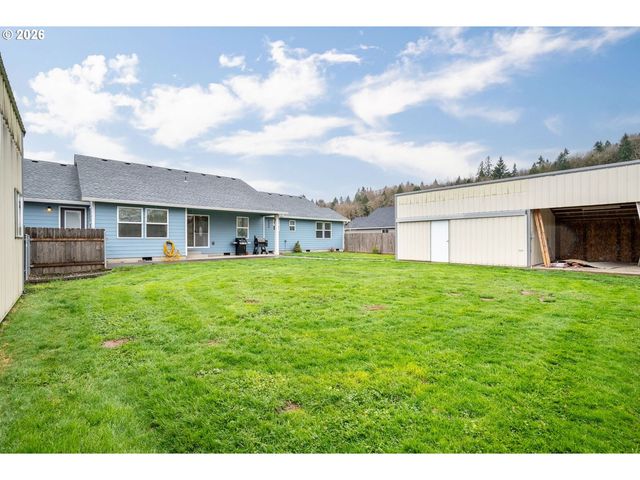 270 RAINBOW Way, Kelso, WA 98626