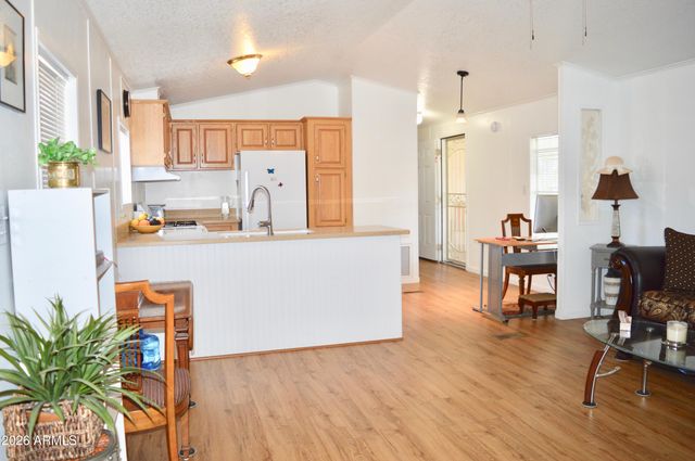 450 W Sunwest Drive 155, Casa Grande, AZ 85122