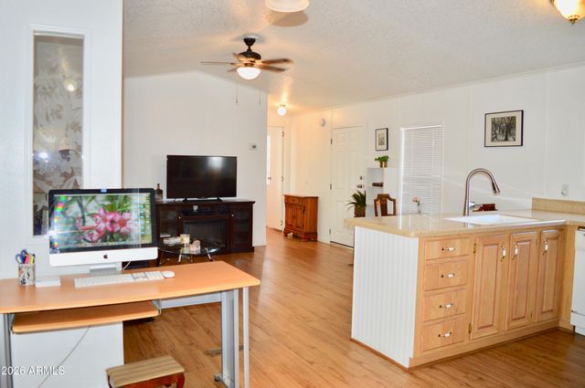 450 W Sunwest Drive 155, Casa Grande, AZ 85122