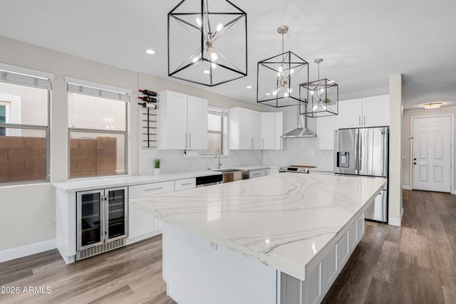 1644 E CIELO GRANDE Avenue, Phoenix, AZ 85024