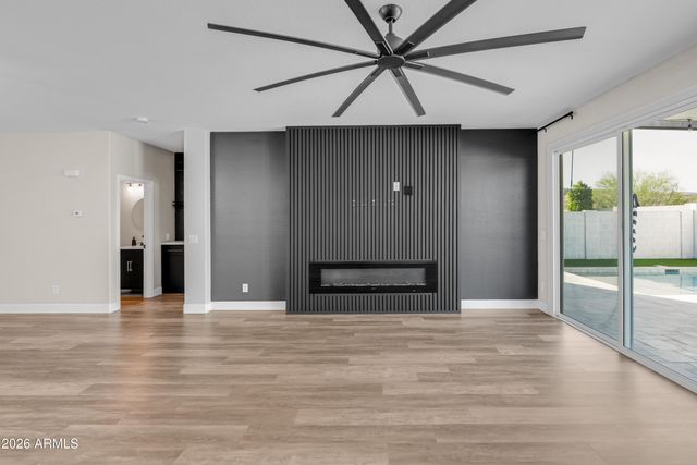 1644 E CIELO GRANDE Avenue, Phoenix, AZ 85024