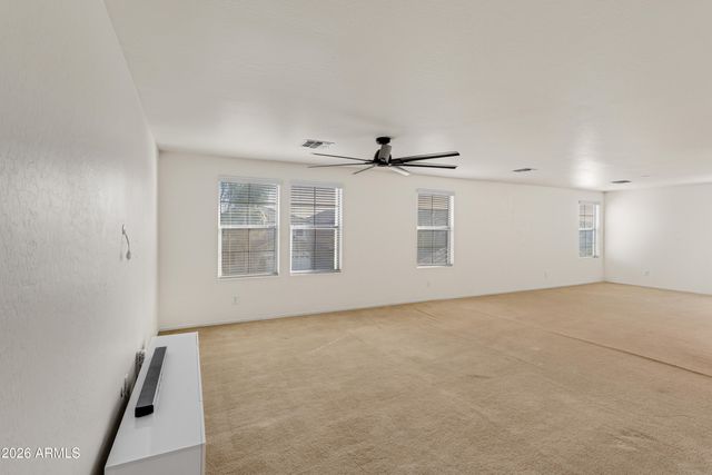 1644 E CIELO GRANDE Avenue, Phoenix, AZ 85024