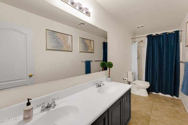 1644 E CIELO GRANDE Avenue, Phoenix, AZ 85024