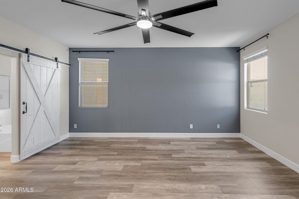Image 24 of property listing at 1644 E CIELO GRANDE Avenue, Phoenix, AZ 85024