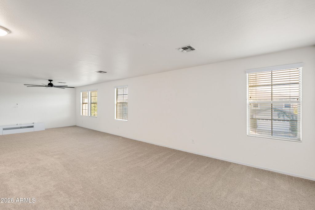 Image 34 of property listing at 1644 E CIELO GRANDE Avenue, Phoenix, AZ 85024