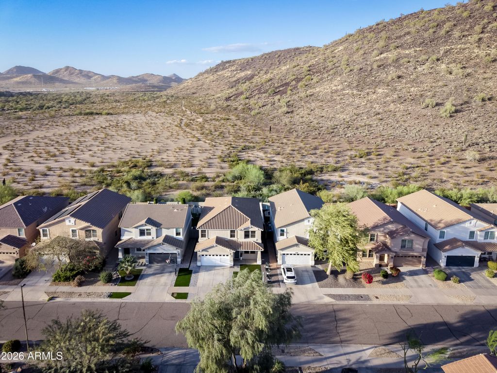 Image 49 of property listing at 1644 E CIELO GRANDE Avenue, Phoenix, AZ 85024