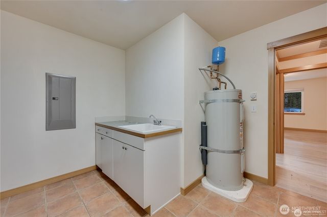 8993 SW Lake Flora Road, Port Orchard, WA 98367