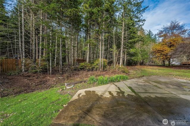 8993 SW Lake Flora Road, Port Orchard, WA 98367