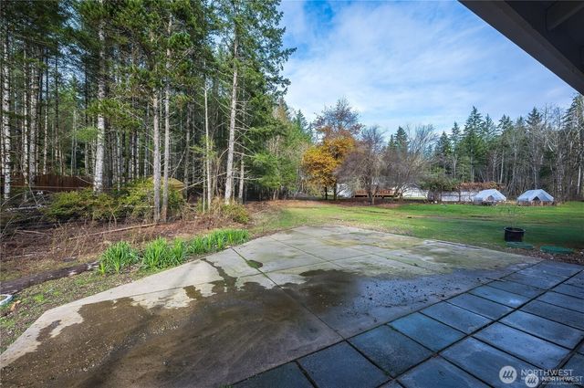 8993 SW Lake Flora Road, Port Orchard, WA 98367