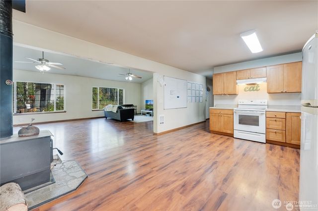 8993 SW Lake Flora Road, Port Orchard, WA 98367