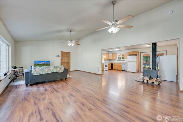 8993 SW Lake Flora Road, Port Orchard, WA 98367