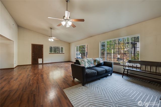 8993 SW Lake Flora Road, Port Orchard, WA 98367