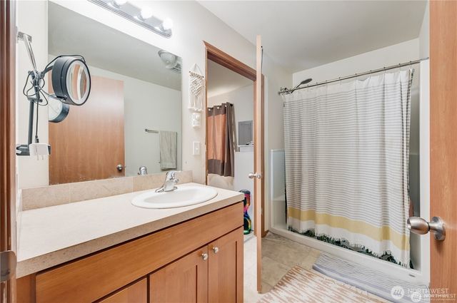 8993 SW Lake Flora Road, Port Orchard, WA 98367