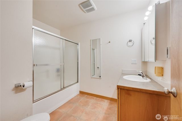 8993 SW Lake Flora Road, Port Orchard, WA 98367