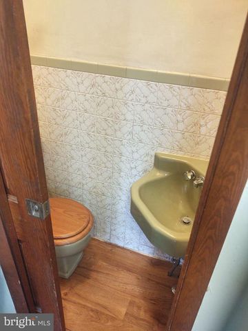 114 RIDGWAY ST, Mount Holly, NJ 08060
