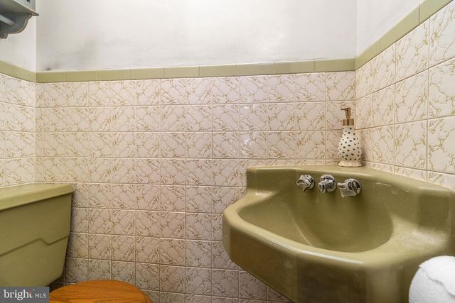 114 RIDGWAY ST, Mount Holly, NJ 08060