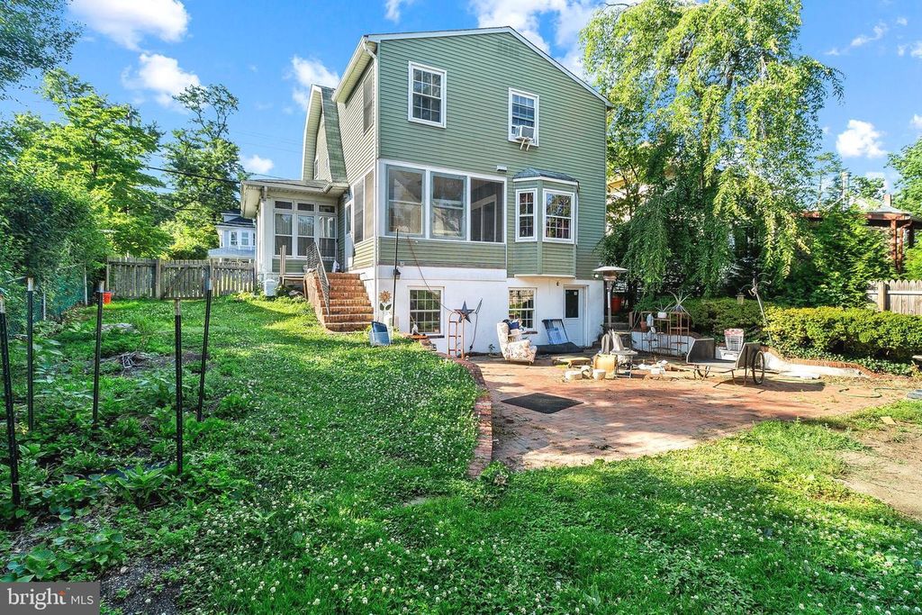 114 RIDGWAY ST, Mount Holly, NJ 08060