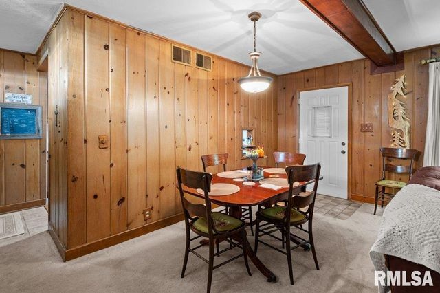 9821 ROUTE 150 Route E, Coal Valley, IL 61240