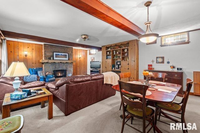 9821 ROUTE 150 Route E, Coal Valley, IL 61240
