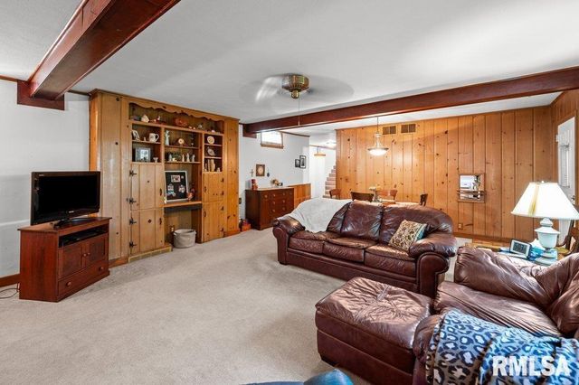 9821 ROUTE 150 Route E, Coal Valley, IL 61240