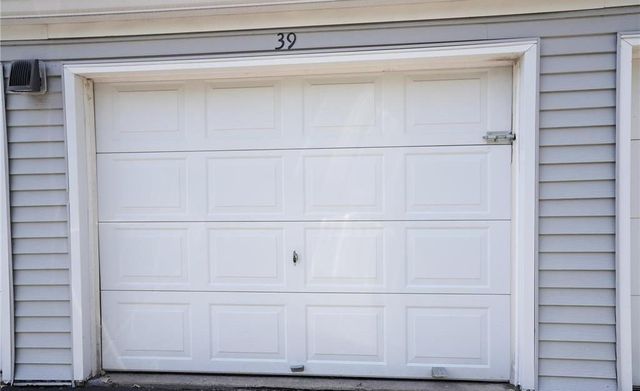 1601 N Innsbruck Dr 319, Fridley, MN 55432