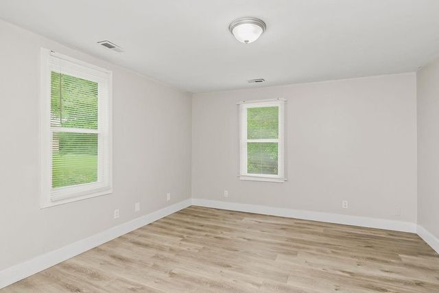 5201 NE 45th Terrace, Kansas City, MO 64117