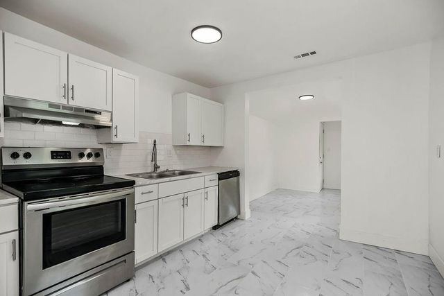 5201 NE 45th Terrace, Kansas City, MO 64117