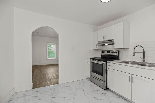 5201 NE 45th Terrace, Kansas City, MO 64117