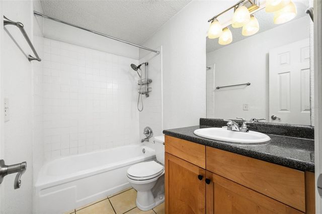 1810 NW 23RD BOULEVARD 151, Gainesville, FL 32605