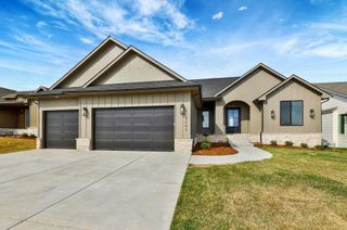 3243 N Bedford St, Wichita, KS 67226