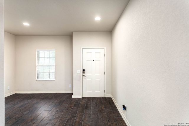 1182 Ranch Falls, San Antonio, TX 78245