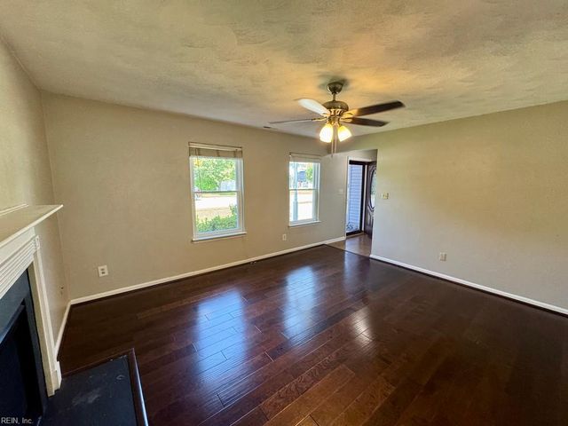 1401 Shady Tree WAY, Chesapeake, VA 23323