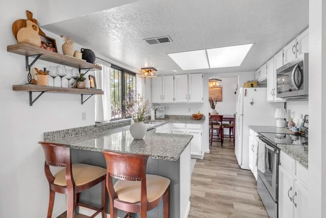 10908 Kielich Avenue NE, Albuquerque, NM 87111
