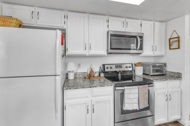 10908 Kielich Avenue NE, Albuquerque, NM 87111